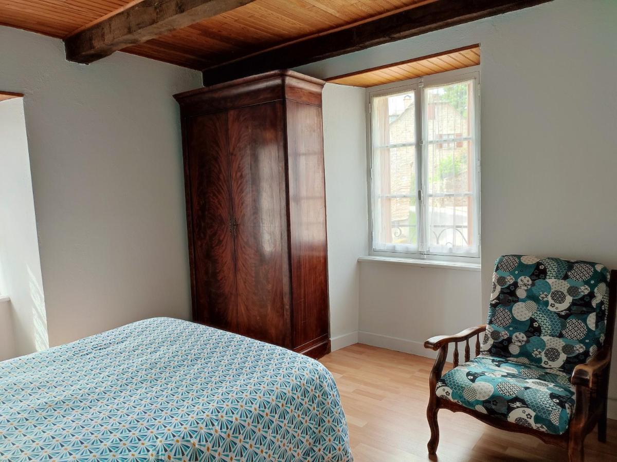 Maison Charmante A Florentin La Capelle Avec Jardin Et Vue Montagne Eksteriør bilde